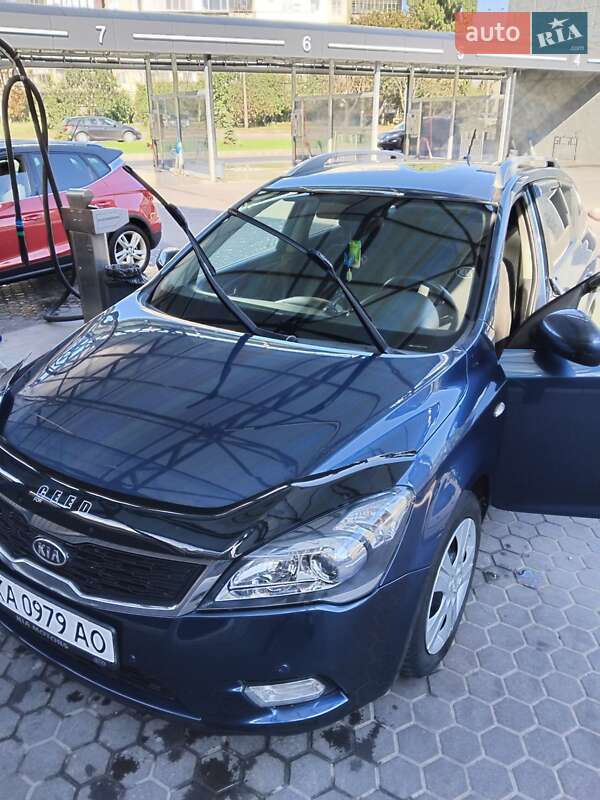 Kia Ceed 2010