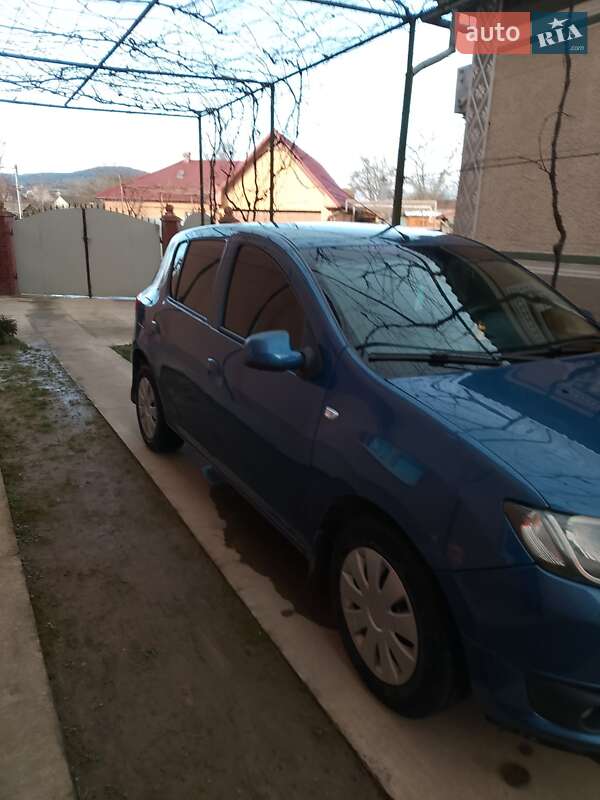 Dacia Sandero 2013