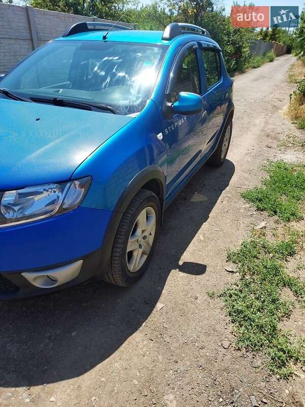 Dacia Sandero 2013
