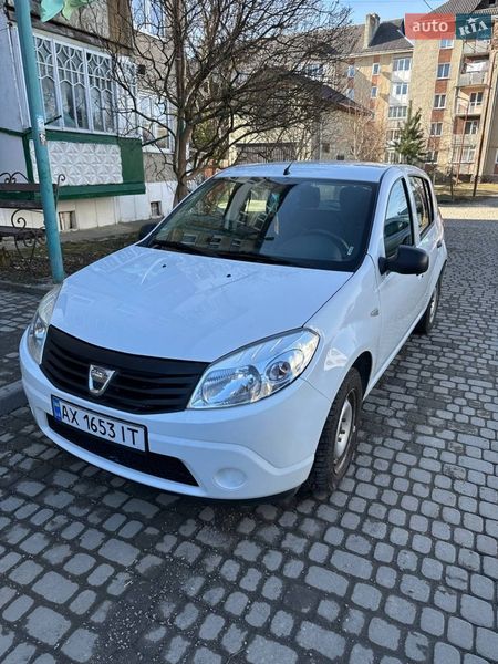 Dacia Sandero 2012