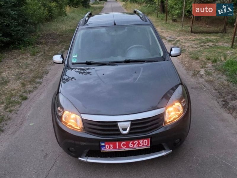 Dacia Sandero StepWay 2012