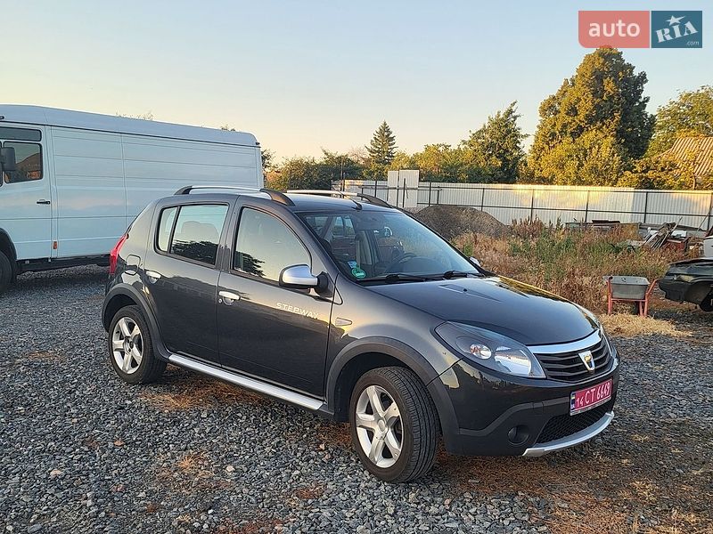 Dacia Sandero StepWay 2012