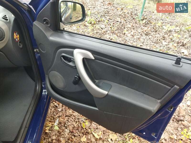 Dacia Sandero 2009
