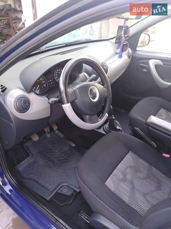Dacia Sandero 2009
