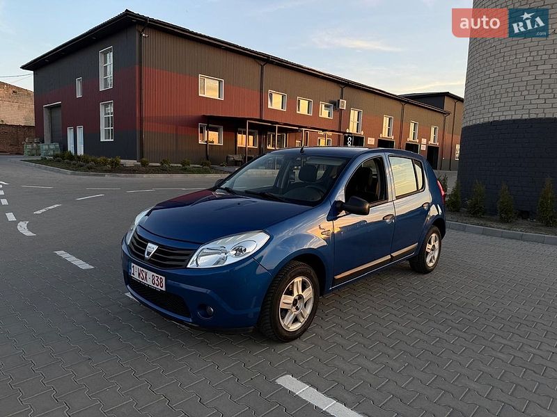 Dacia Sandero 2009