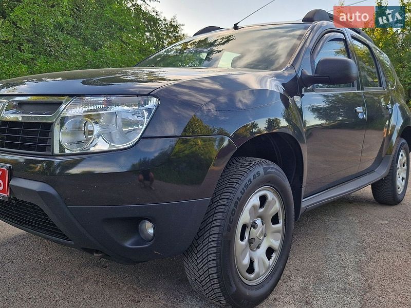 Dacia Duster 2011