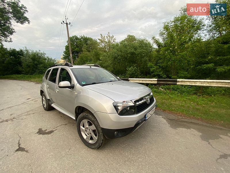 Dacia Duster 2011