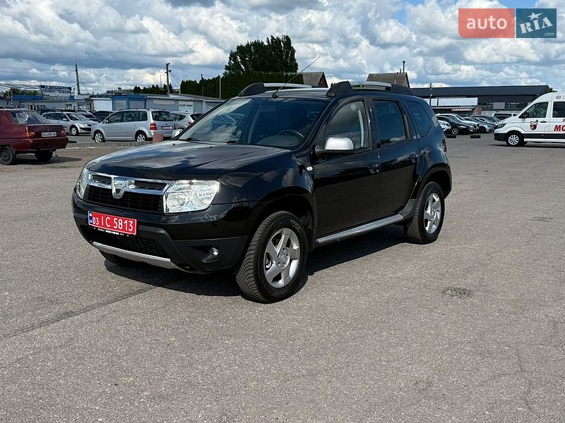 Dacia Duster 2011