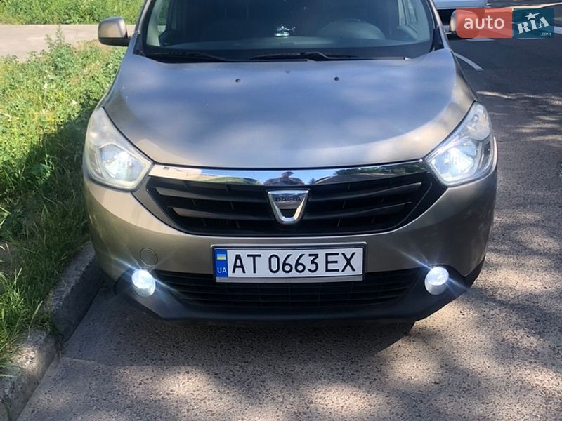 Dacia Lodgy 2013