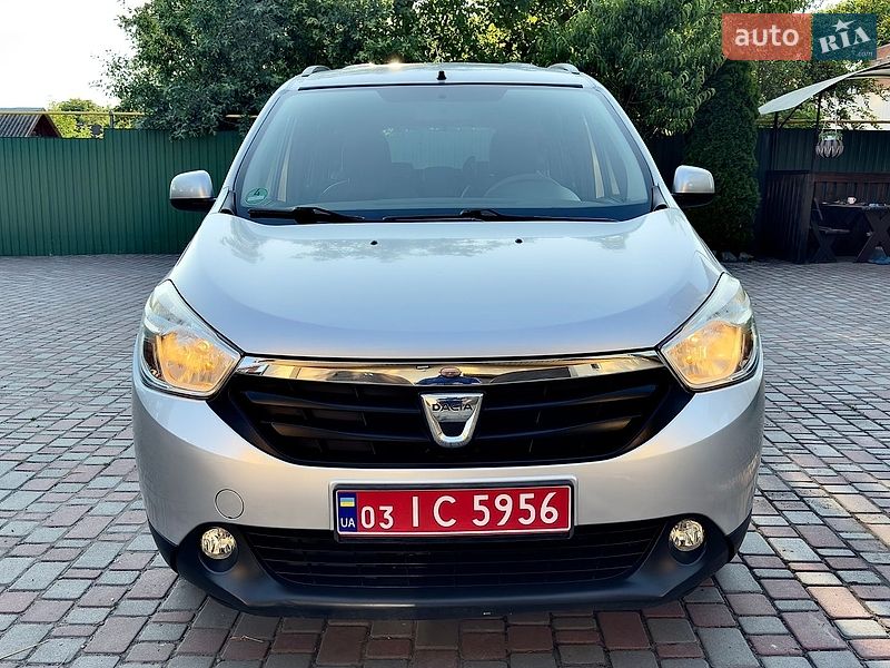 Dacia Lodgy 2012