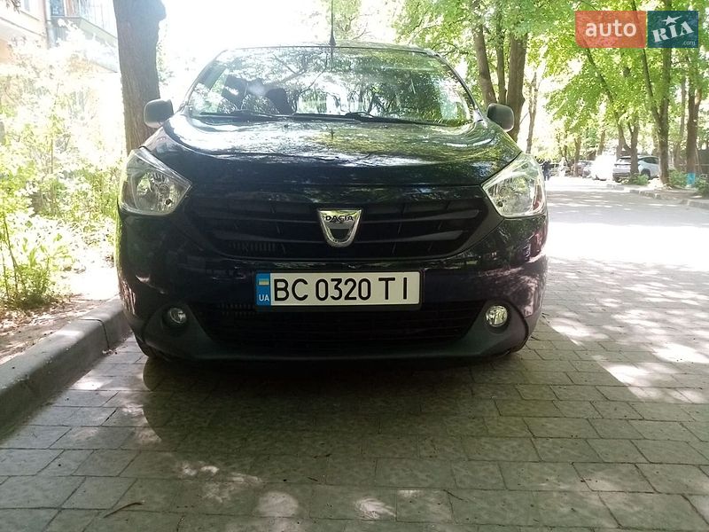 Dacia Lodgy 2012