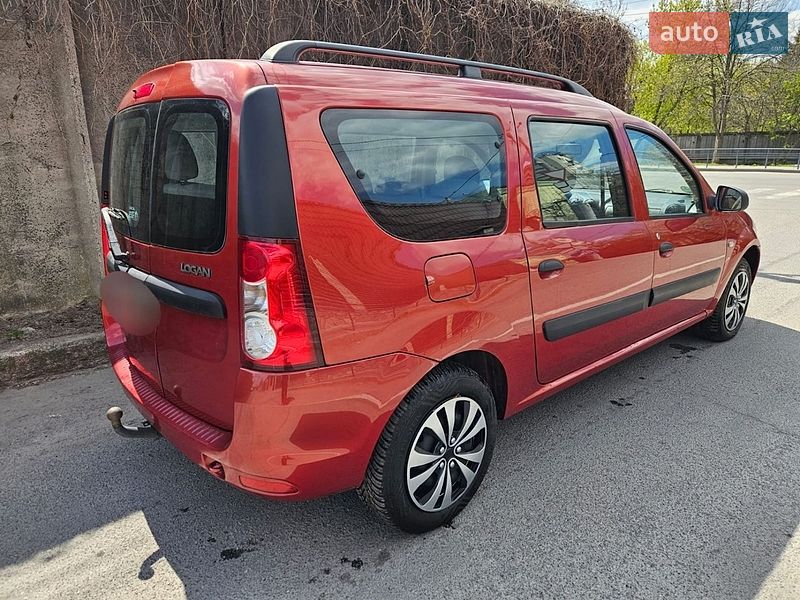 Dacia Logan MCV 2011