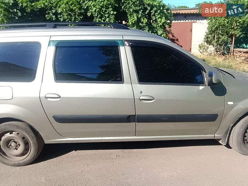 Dacia Logan 2012