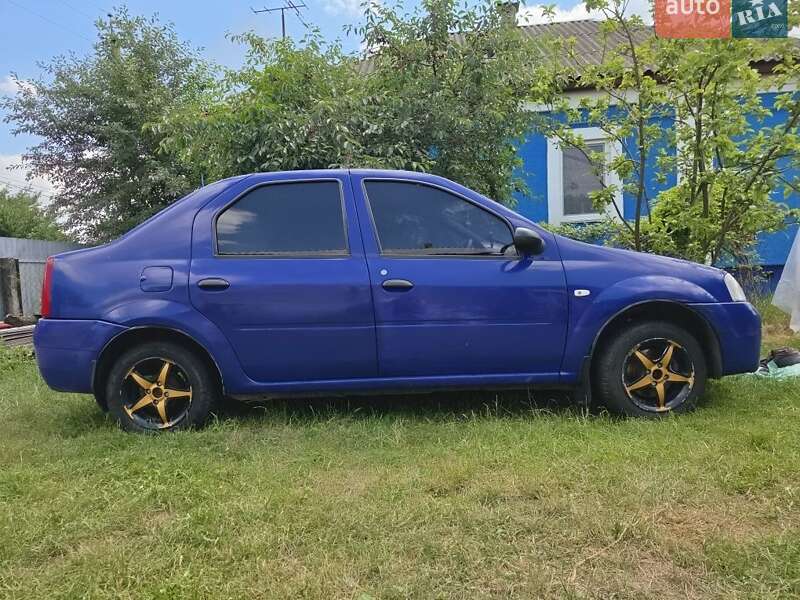 Dacia Logan 2005