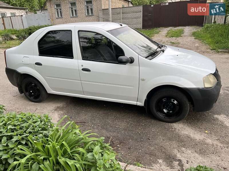 Dacia Logan 2006
