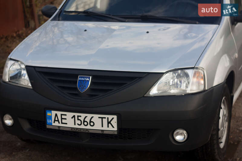 Dacia Logan 2006