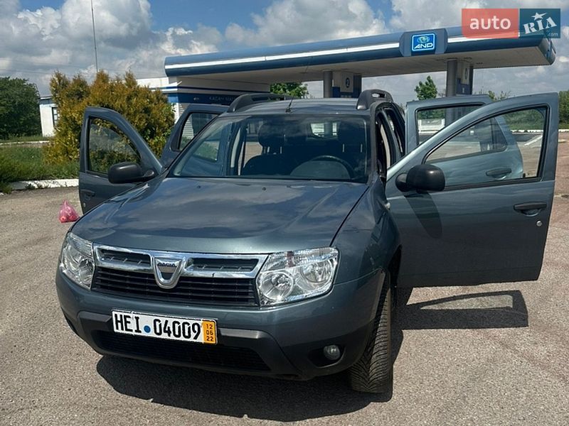 Dacia Duster 2012