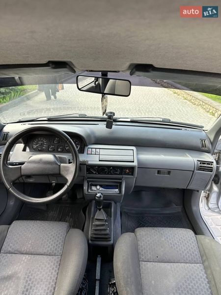 Renault Clio 1991