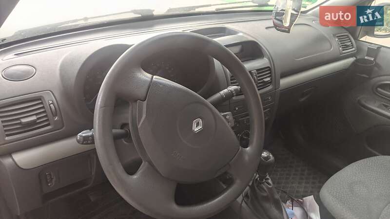 Renault Clio 2011