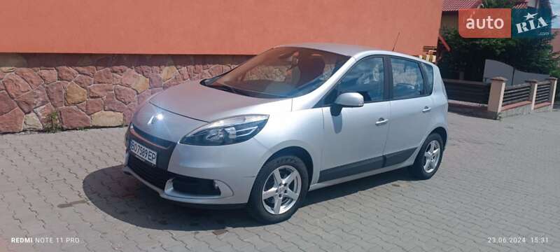 Renault Scenic 2013