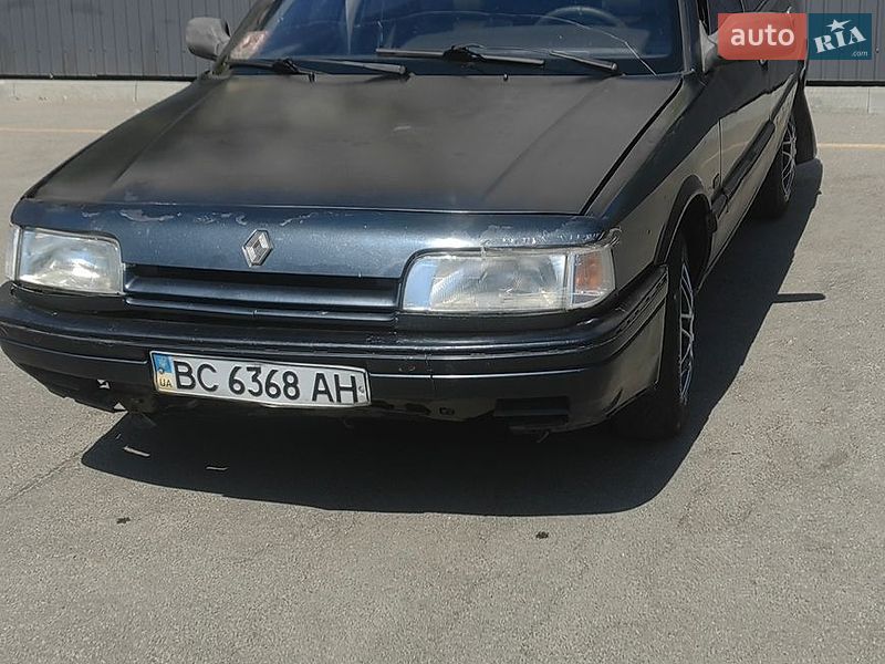 Renault 21 1990