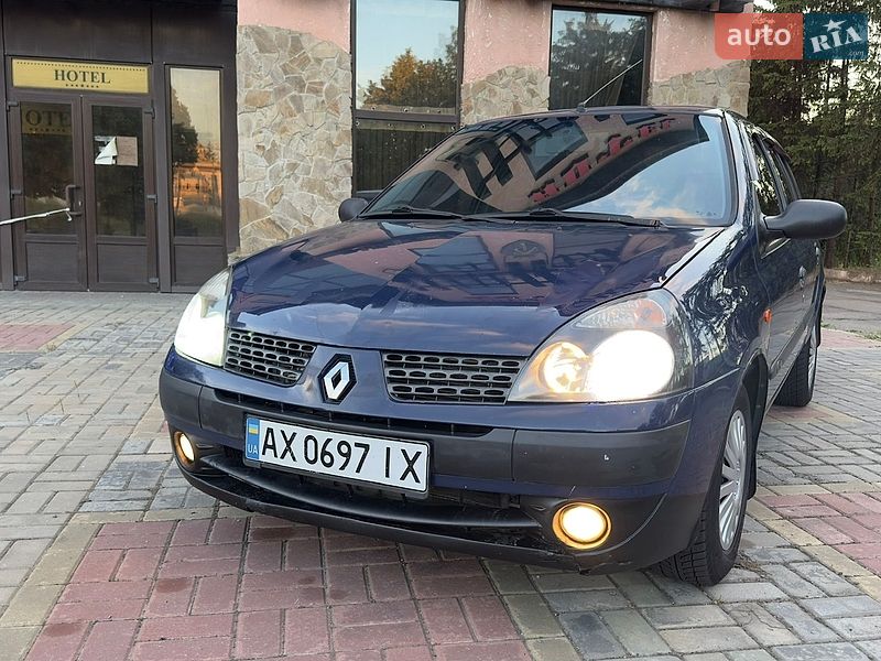 Renault Clio 2003