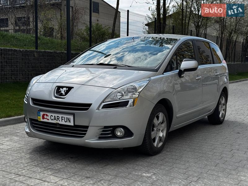 Peugeot 5008 2010