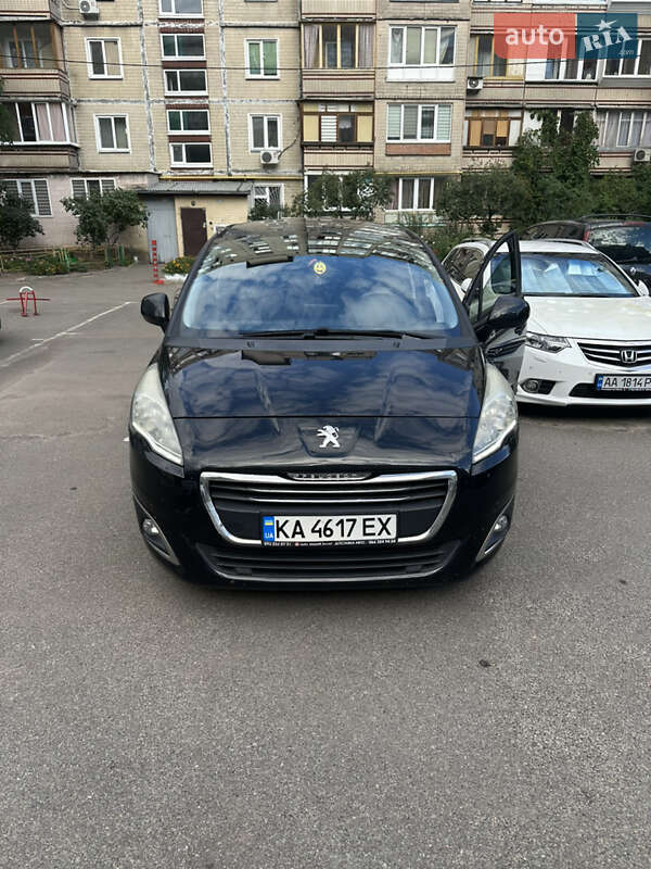 Peugeot 5008 2015
