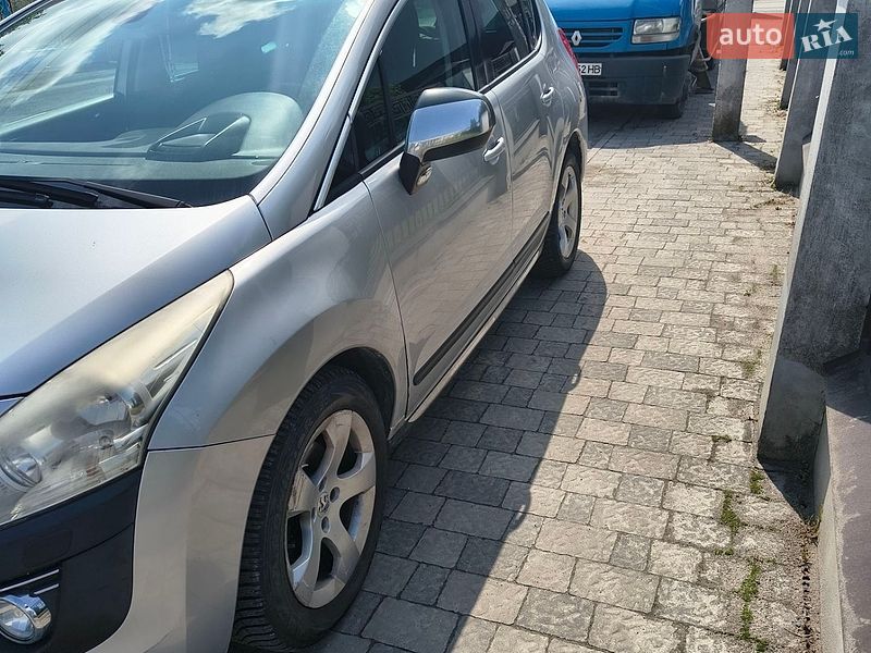Peugeot 3008 2010