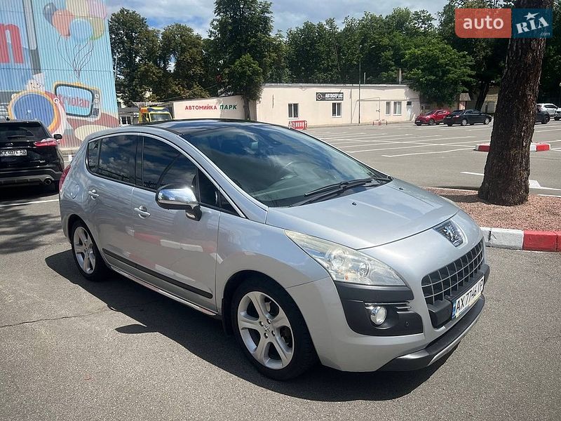 Peugeot 3008 2011