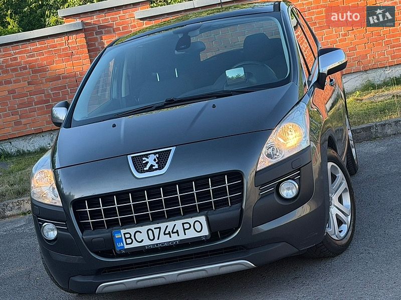 Peugeot 3008 2011