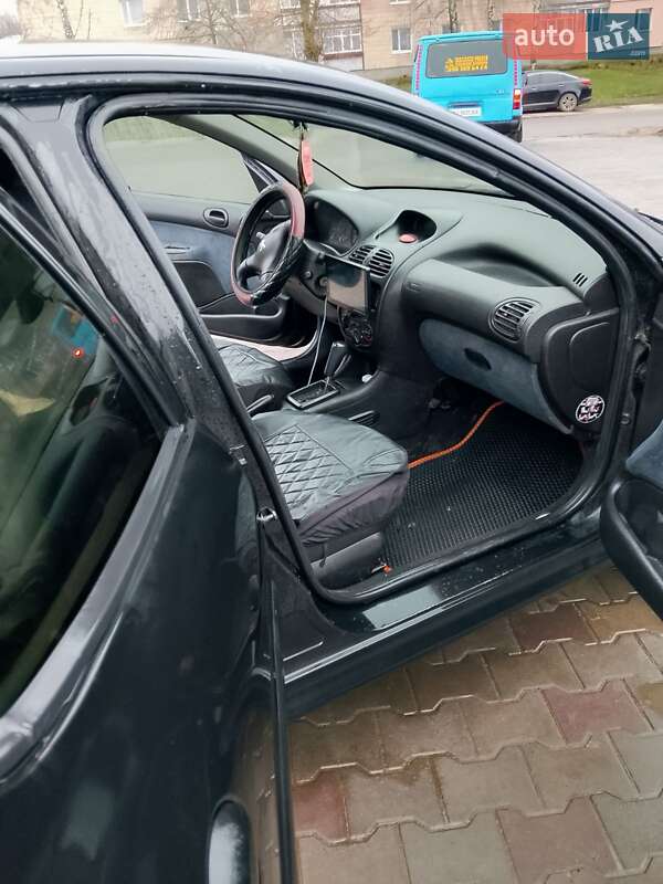 Peugeot 206 1999