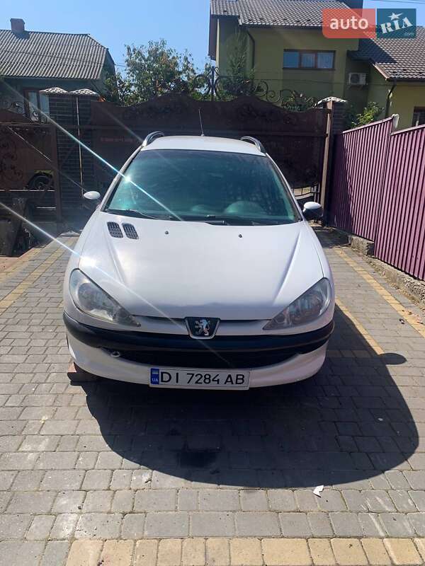 Peugeot 206 2003