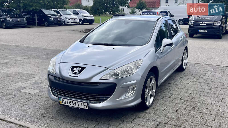 Peugeot 308 2011