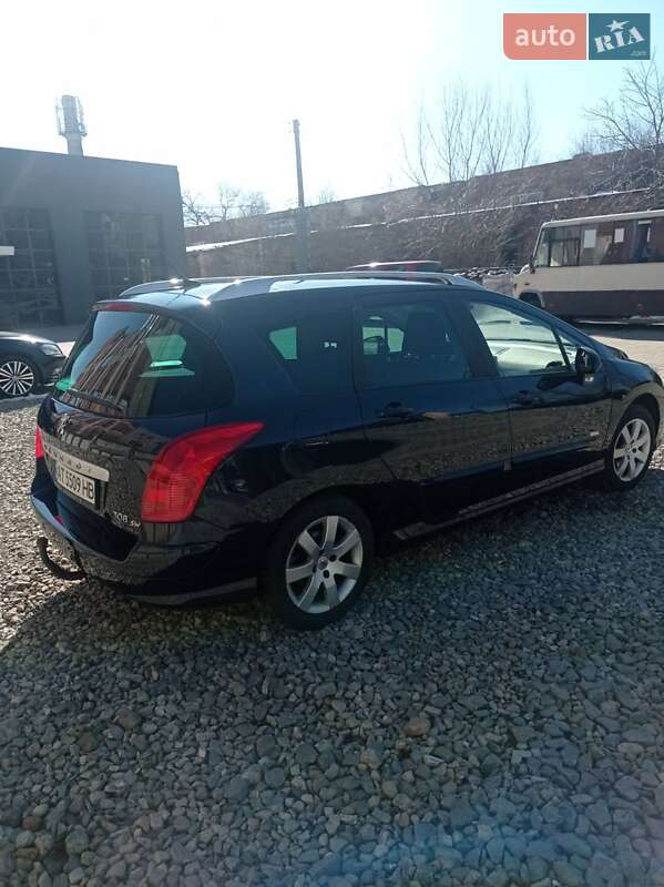 Peugeot 308 2011