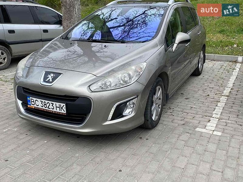 Peugeot 308 2012
