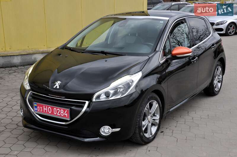 Peugeot 208 2014