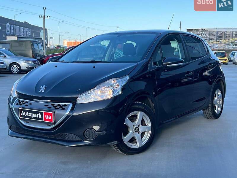 Peugeot 208 2012