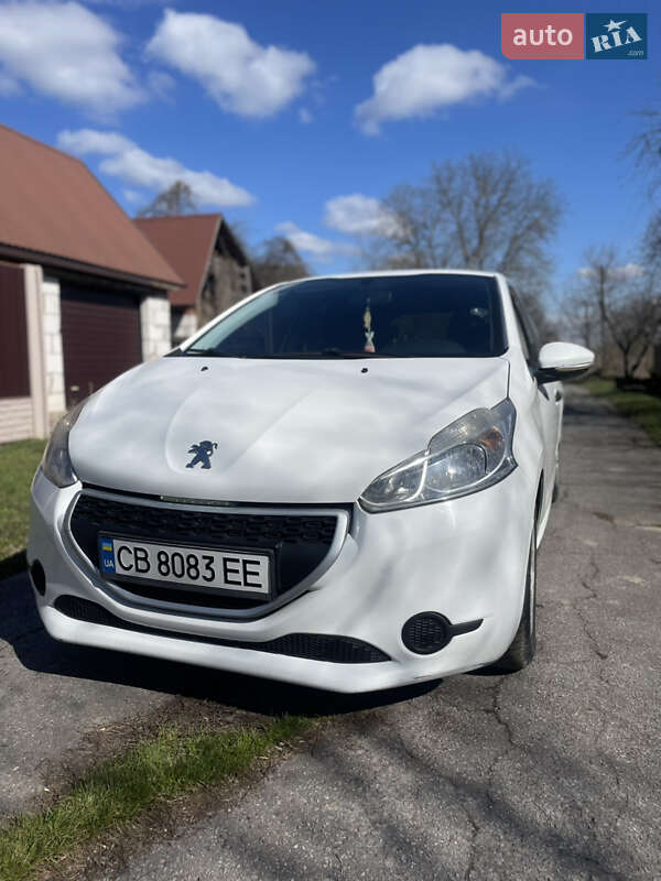 Peugeot 208 2014