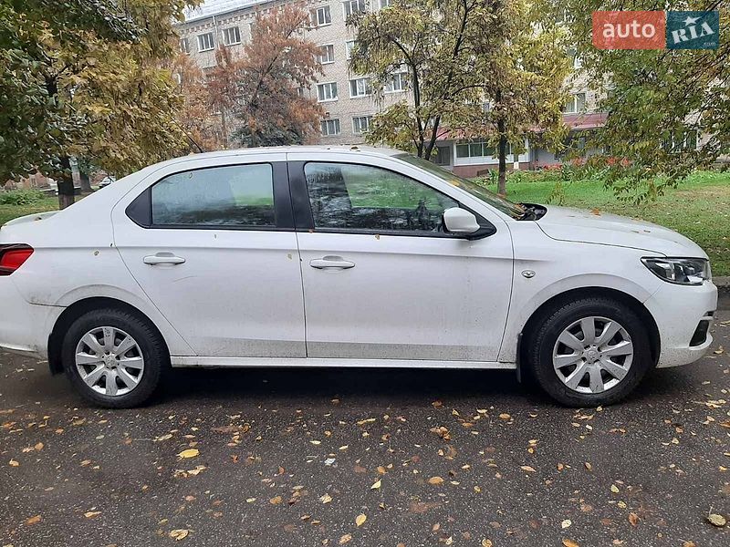 Peugeot 301 2019