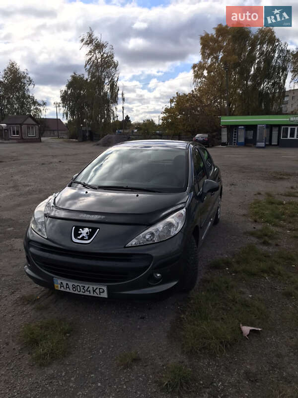 Peugeot 207 2006