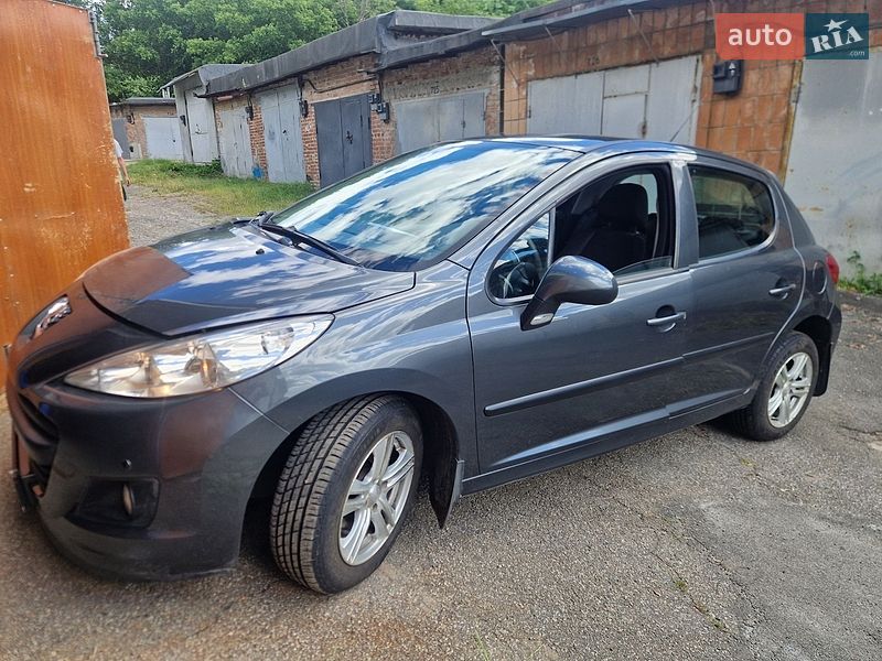 Peugeot 207 2010