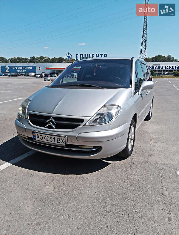 Citroen C8 2004