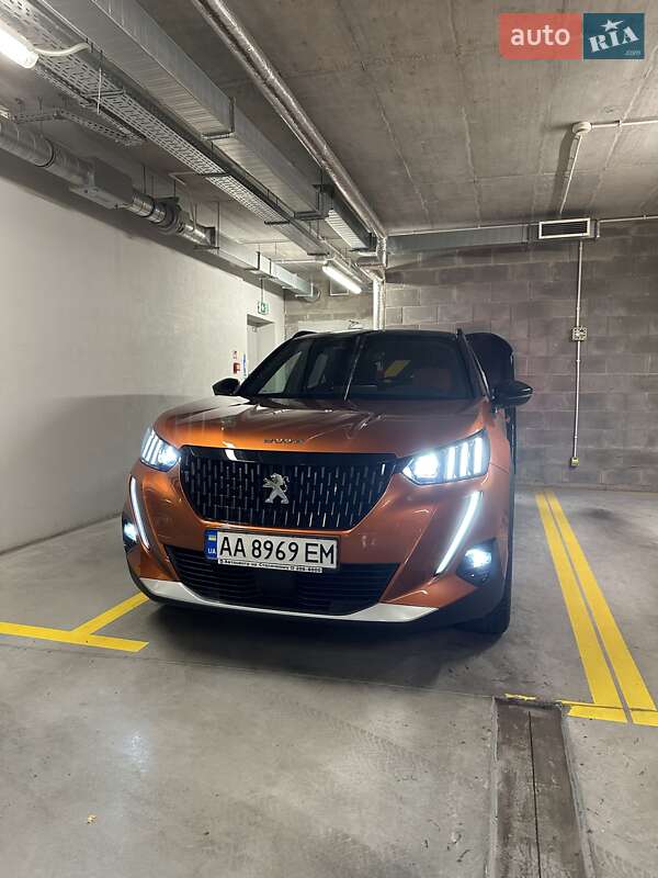 Peugeot 2008 2021