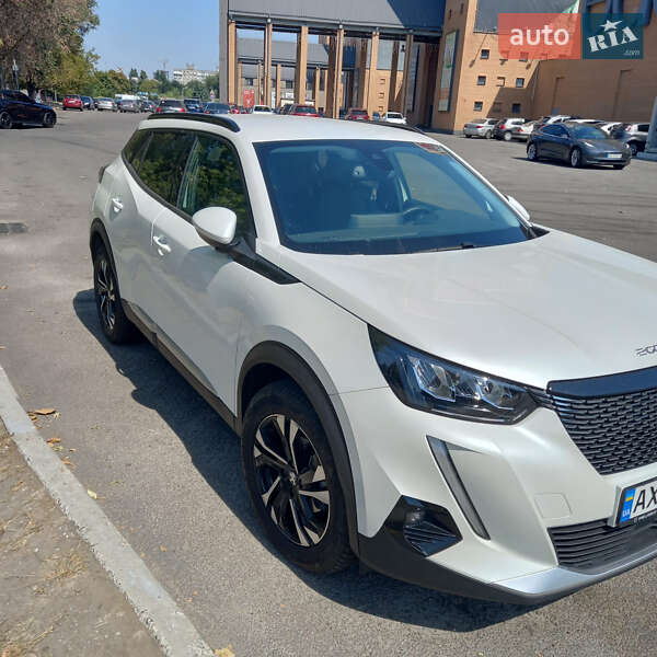 Peugeot 2008 2021