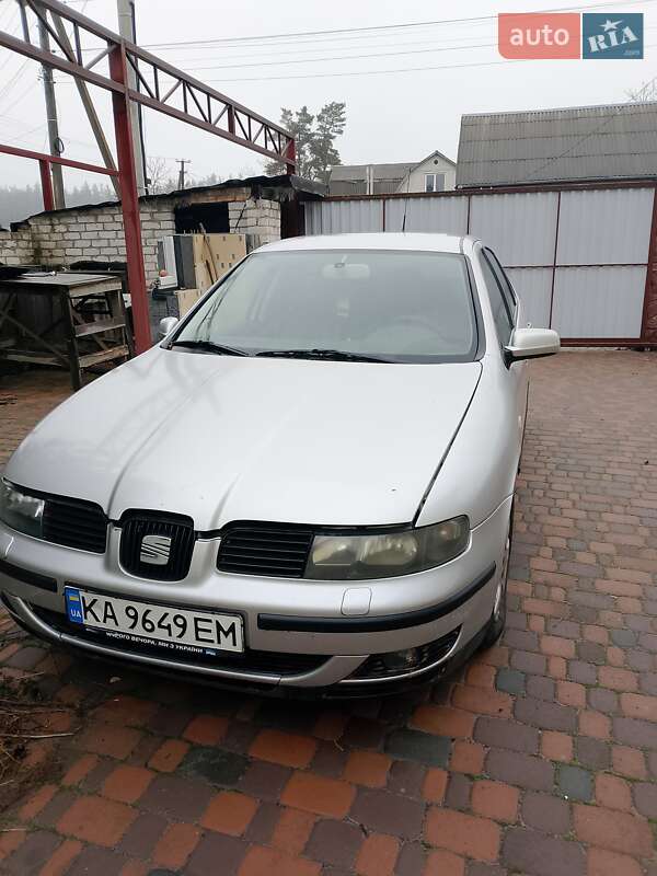 SEAT Leon 2000