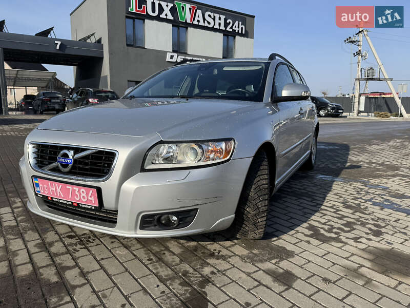 Volvo V50 2010