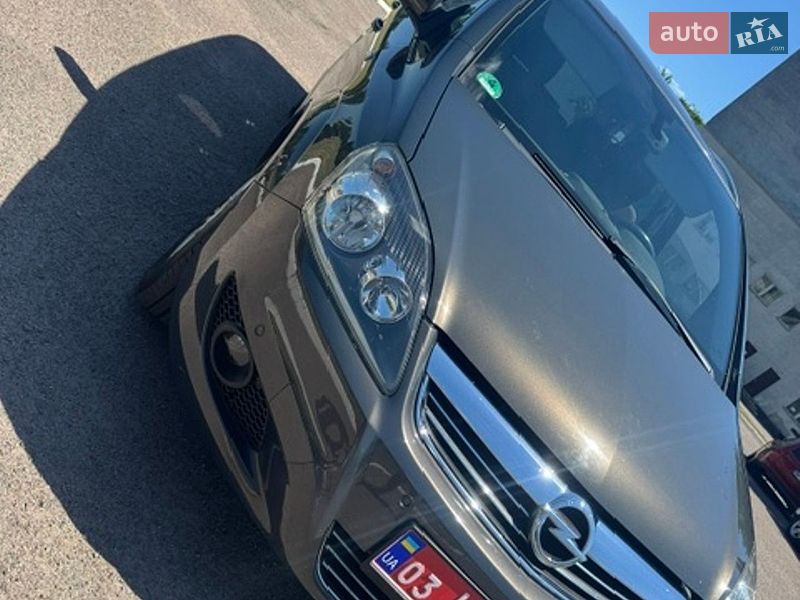 Opel Zafira 2013
