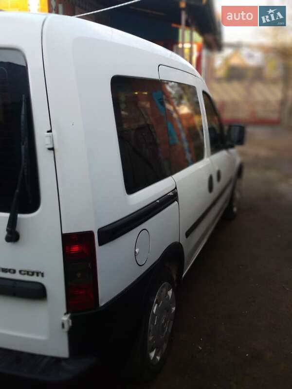 Opel Combo 2005