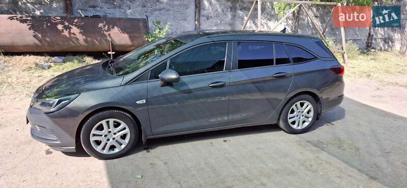 Opel Astra 2016
